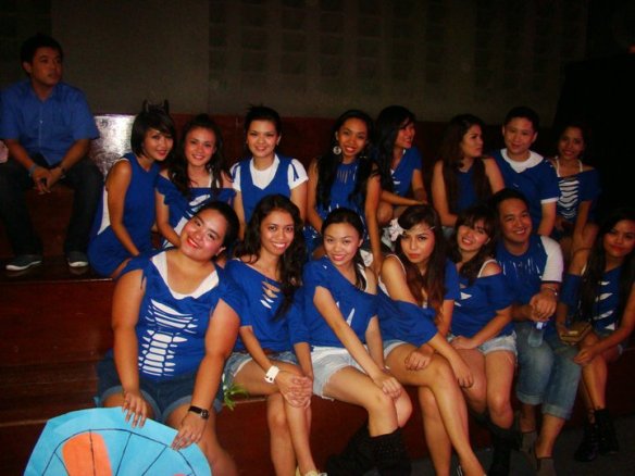 223798_127792180648838_3833813_n