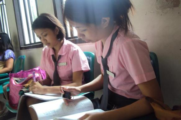 308694_145675095527213_2135261337_n